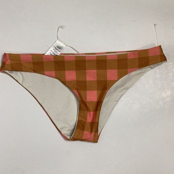 New. L*SPACE gingham bikini. Small. Retails $189 - Picture 10 of 12